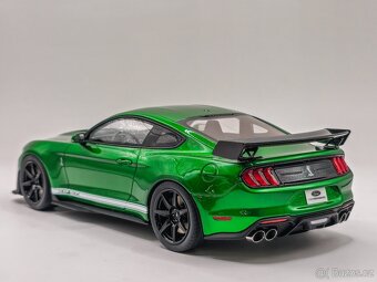 Shelby Mustang SuperSnake 1:18  GT Spirit - 7