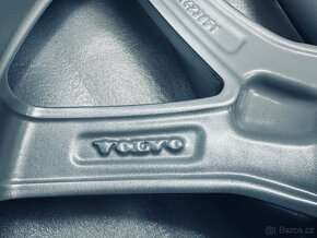 TOP zimní kola Volvo XC60 18” originál - 7