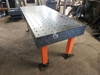 3D Svařovací stůl 2000x900x180mm, síla 10mm, systém 16 - 7