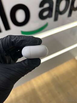 Apple AirPods Pro 2 Generace (Lightning) - 7