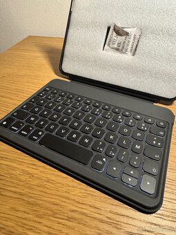 Klávesnice iPad mini 6. generace a (A17 Pro) - 7