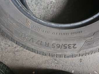 235/65R17 108V XL Bravuris 5HM BARUM - 7