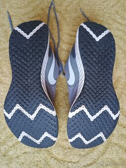 Tenisky boty NIKE REVOLUTION 5 vel. 42,5 EU (8 UK / 27 cm) - 7