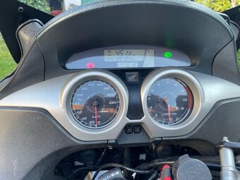 Honda Varadero XL1000 - 7