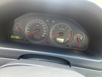 Volvo S60 2.5T 154kw AWD - 7