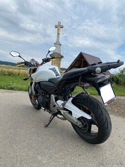 Honda CB600F - 7