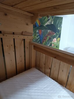 Prodám 2x dětskou patrovou postel - domeček (masiv borovice) - 7
