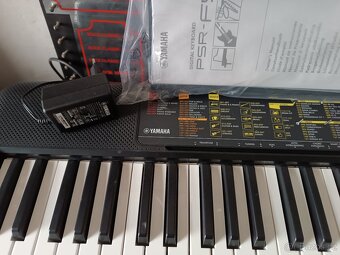 Keyboard Yamaha PSR F52 jako nový SLEVA s přísl. - 7