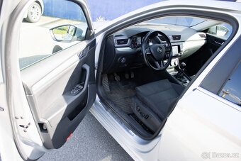 Škoda Superb Combi 2.0 TDI - 7