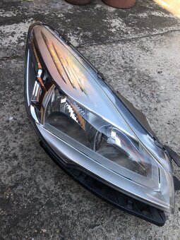 PŘEDNÍ HALOGENOVÉ SVĚTLA FORD KUGA MK2 90014882, 90014884 - 7