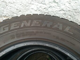 Prodám zimní gumy General 215/70 R16 - 7