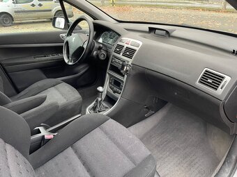 Peugeot 307 SW 2.0 HDi 2003, tažné, panorama, 7 místné,zimní - 7