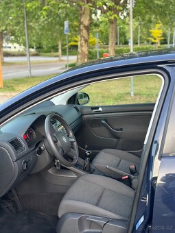 Volkswagen Golf V 1.4 - 7