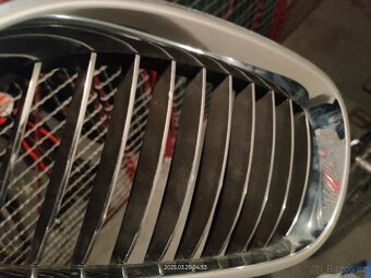 Ledvinky Predni maska bmw e60 - 7