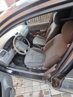 Prodam Kia Riu - 7