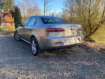 Alfa Romeo 159 2.4 JTDm - 7