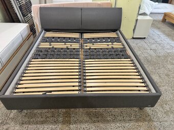 Hezká kvalitní kožená postel-letiště 180x200 RUF B - 7