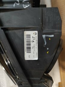 Přední světla Citroen C4 Grand Picasso - 7