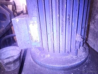 Prodám hydraulické čerpadlo včetně elektromotoru - 7