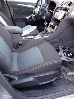 FORD MONDEO MK4 2.0I-PLYN - 7