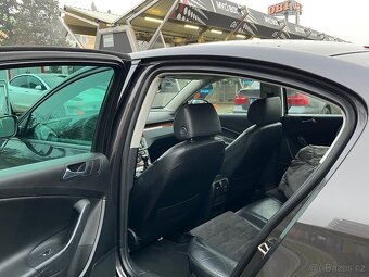 Volkswagen Passat B6 kůže/103kw - 7