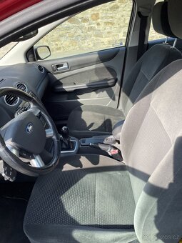 Ford Focus - 7