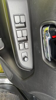 Prodám Suzuki Ignis 1.2 DualJet ELEGANCE 61kW Tažné - 7