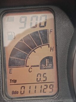 Skůtr Yamaha X-MAX  125  / 10,5 kw - 7