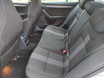 Škoda Octavia III TDi SPORTLINE PANORAMA VYHŘ.SEDAČKY - 7