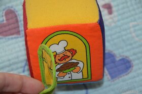 kostky Lamaze navlékací kroužky vkládačka modelína - 7
