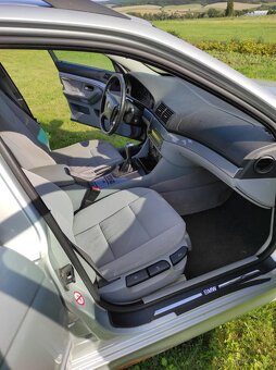 Prodám E39 manuál , touring - 7