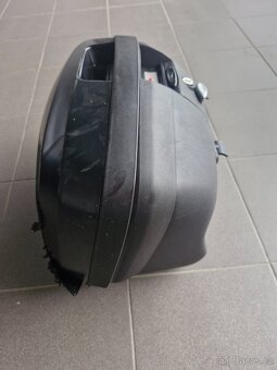 Bočňí kufr Givi - levy - 7