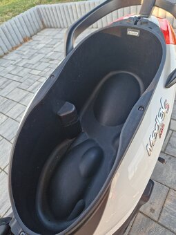 Skútr Piaggio Medley 125 Sport - 7