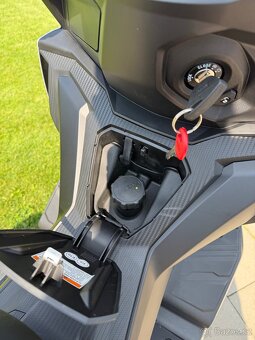 zánovní Aprila SR 125 GT - 7