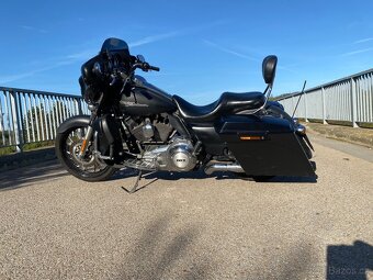Harley Davidson Street Glide 103 - 7