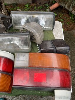Náhradní díly - světla na MAZDA 626 - 7