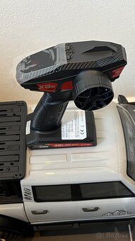 Nové nepoužité RC auto PATHFINDER 1/10 2,4GHz. Sleva 3tis. - 7