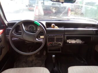 Fiat Uno 1.0i - 7