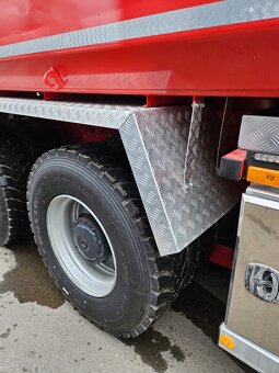 Mercedes-Benz Arocs 8x4 - 7
