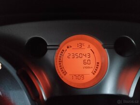 NISSAN QASHQAI 2.0cdi 4x4 - 7