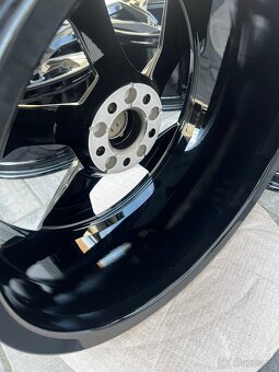 TOP sada originál Audi RS4/RS5 R20 - 7