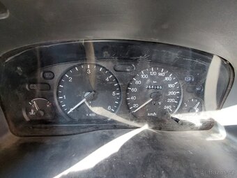 Ford Transit 260S 2.0 havarovaný - 7