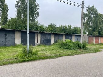 Pronájem vysoké řadové garáže v Horní Suché - 7