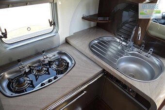 Obytný automobil Burstner Elegance i726, Iveco 3,0 - 7