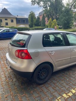 Prodám VW Golf 2.0 TDI 103 kw ve šrotovém stavu - 7