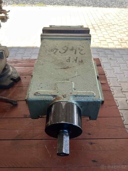 Svěrák - 7