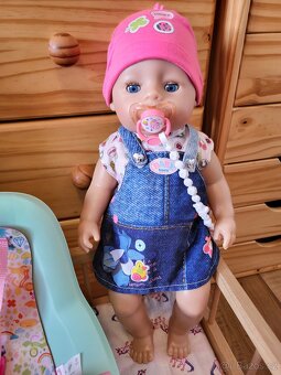 Baby Born - miminko a sestřička vč. velkého příslušenství - 7