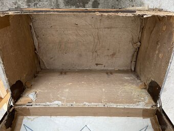 Starožitný kufr s klenutým víkem – k renovaci - 7