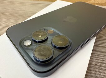 Apple iPhone 15 Pro 128GB Modrý, 100% baterie - 7
