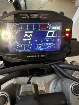 Suzuki GSX-S 950 - 7